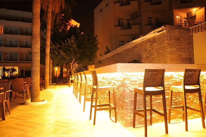Imagen general del Hotel Nerton. Foto 6