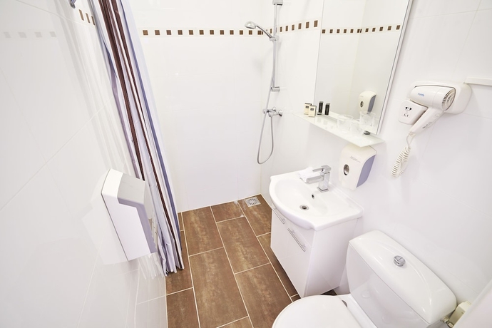 Imagen de la habitación del Hotel Nes. Foto 10