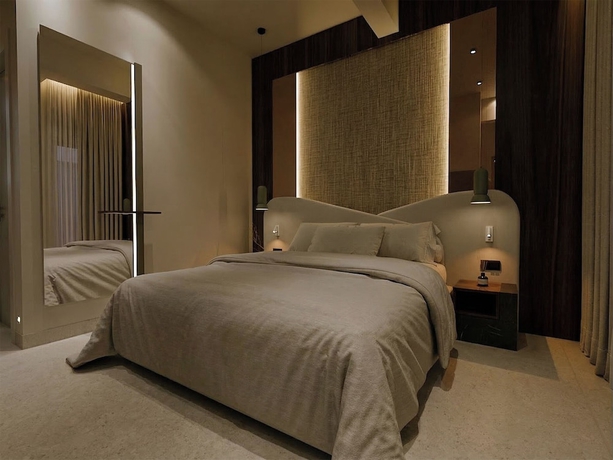 Imagen de la habitación del Hotel Nesean Plaza. Foto 2