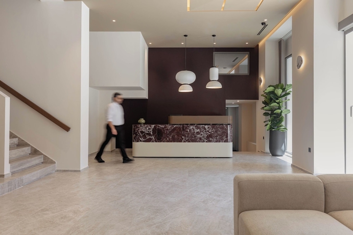 Imagen de los interiores del Hotel Nesean Plaza. Foto 14