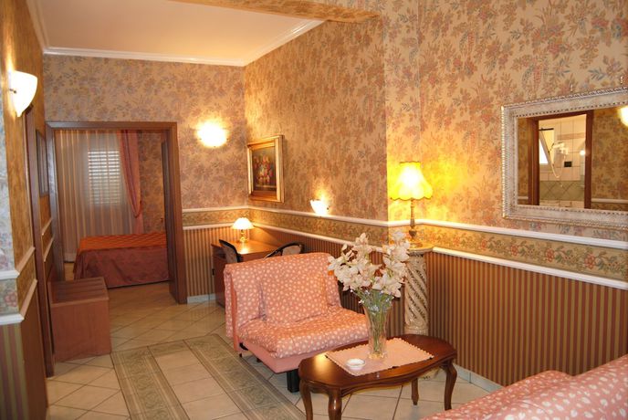 Imagen de la habitación del Hotel Nespolo D\'Oro. Foto 7