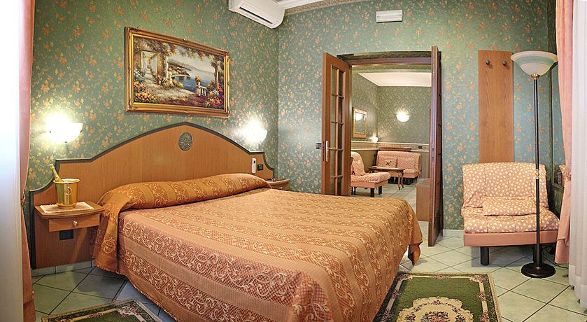 Imagen de la habitación del Hotel Nespolo D\'Oro. Foto 14