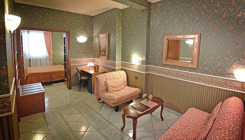 Imagen de la habitación del Hotel Nespolo D\'Oro. Foto 15