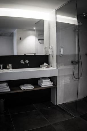Imagen de la habitación del Hotel Ness by D-Ocean, La Saline les Bains. Foto 7