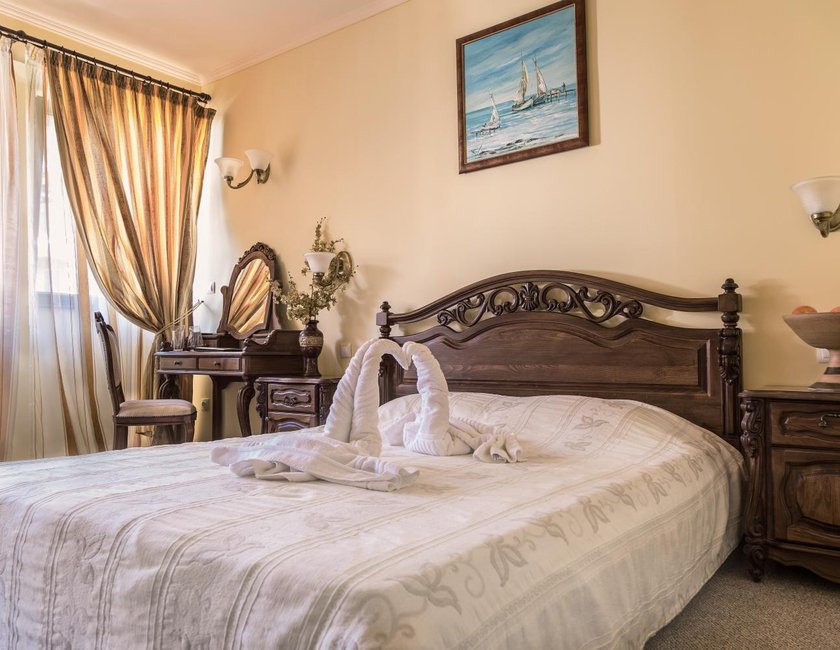 Imagen general del Hotel Nessebar Royal Palace. Foto 3