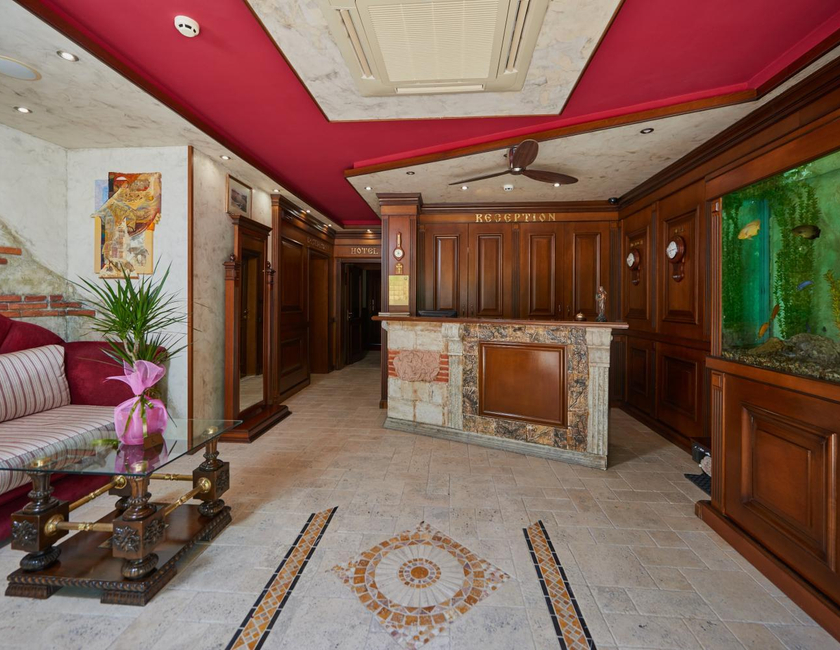 Imagen general del Hotel Nessebar Royal Palace. Foto 6