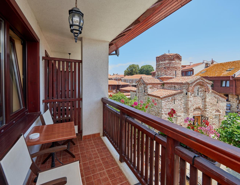 Imagen general del Hotel Nessebar Royal Palace. Foto 16