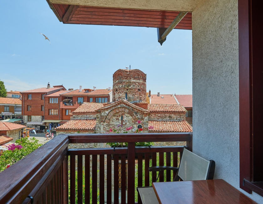 Imagen general del Hotel Nessebar Royal Palace. Foto 22