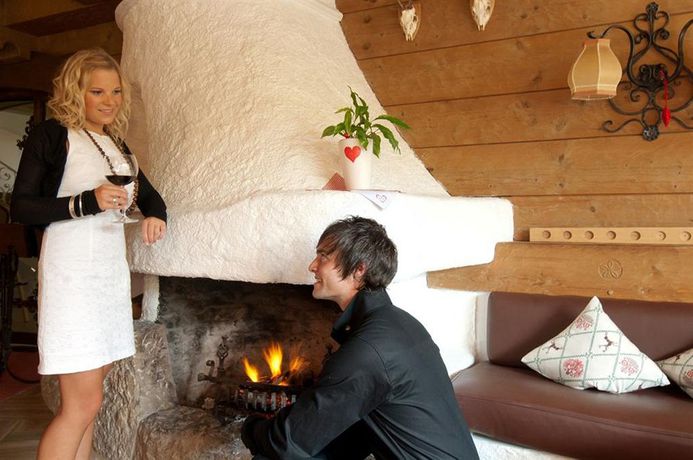 Imagen del bar/restaurante del Hotel Nesselwanger Hof. Foto 4