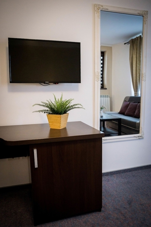 Imagen de la habitación del Hotel Nest, Drobeta-Turnu Severin. Foto 2