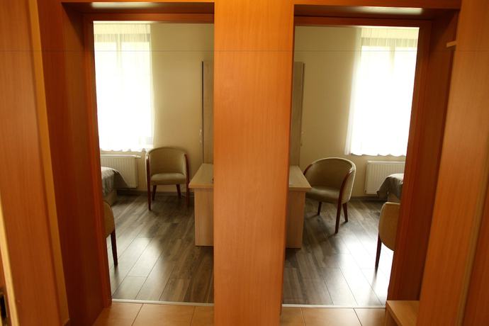 Imagen de la habitación del Hotel Nest, Gniezno. Foto 7