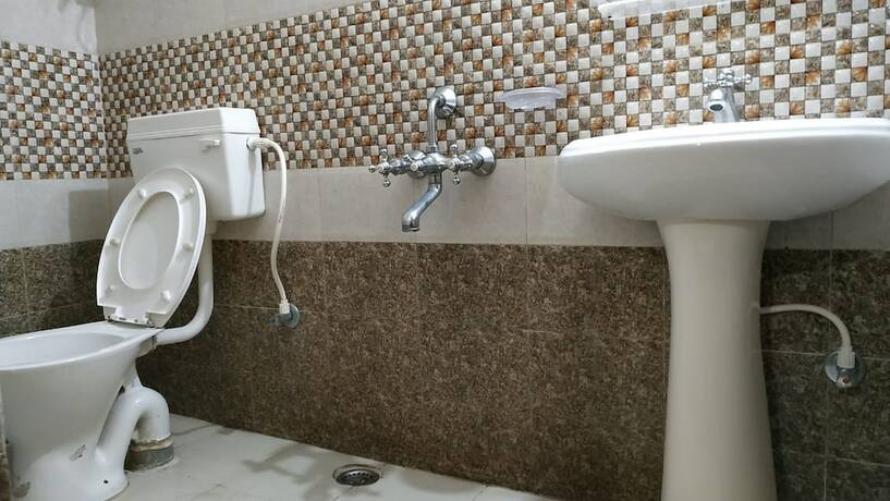 Imagen general del Hotel Nest Guest House. Foto 10