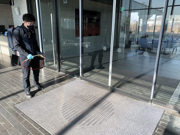 Imagen de los interiores del Hotel Nest Hotel. Foto 20