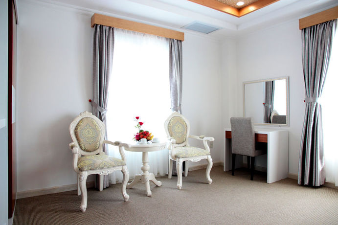Imagen de los interiores del Hotel Nesta. Foto 14
