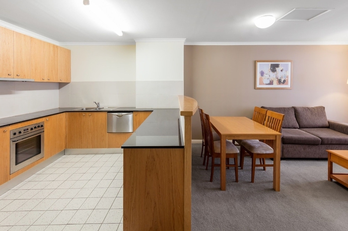 Imagen de la habitación del Hotel Nesuto Canberra. Foto 10