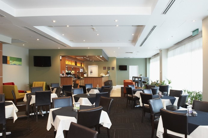 Imagen del bar/restaurante del Hotel Nesuto Parramatta. Foto 3