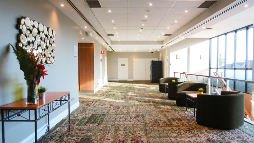 Imagen de los interiores del Hotel Nesuto Parramatta. Foto 8