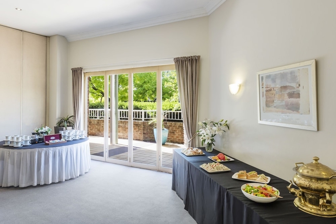 Imagen de los interiores del Hotel Nesuto Pennant Hills. Foto 17