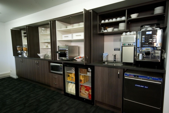 Imagen del bar/restaurante del Hotel Nesuto St Martins Apartment. Foto 2