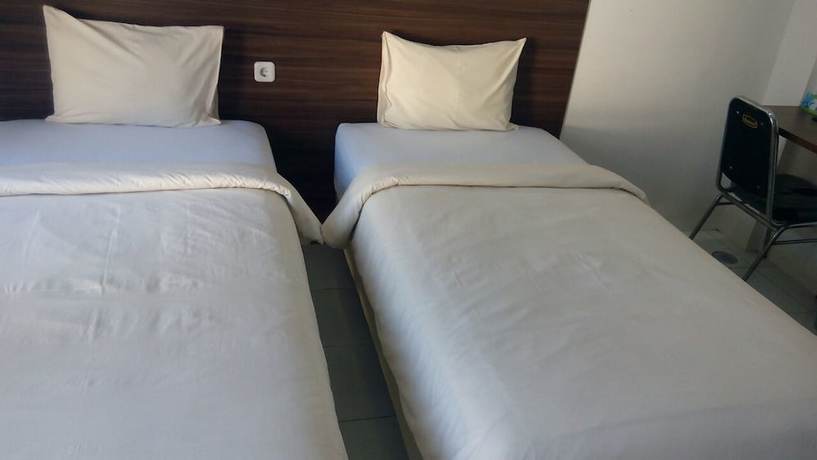 Imagen de la habitación del Hotel Netral. Foto 8