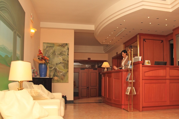 Imagen de los interiores del Hotel Nettunia. Foto 15