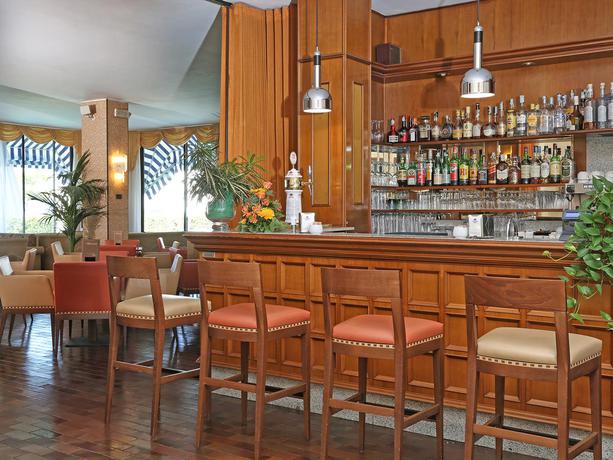 Imagen del bar/restaurante del Hotel Nettuno, Bardolino. Foto 7