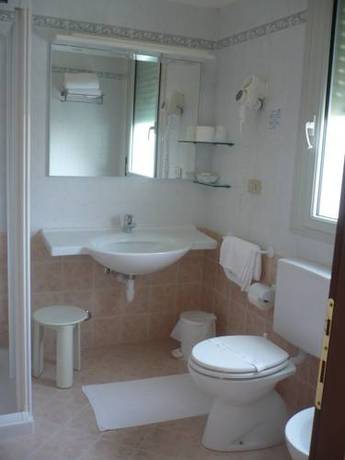 Imagen de la habitación del Hotel Nettuno, Caorle. Foto 13