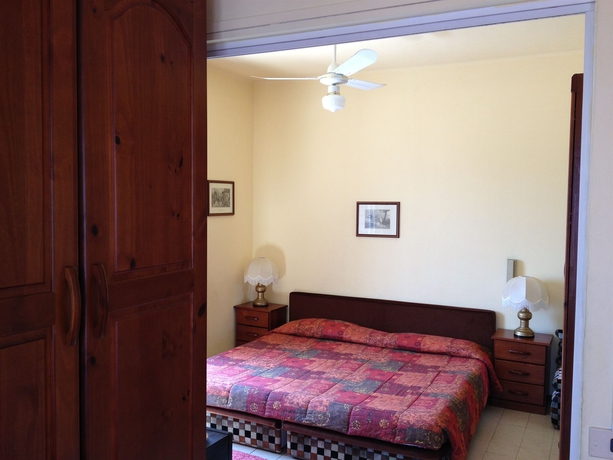 Imagen de la habitación del Hotel Nettuno, Diano Marina. Foto 5