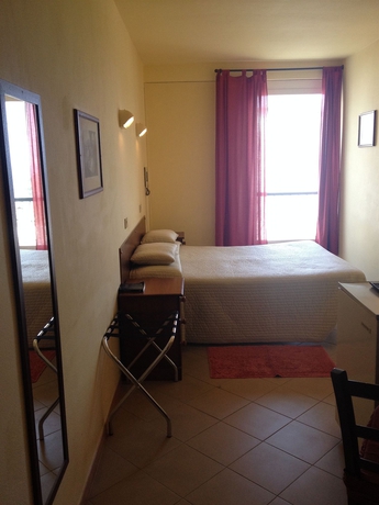 Imagen de la habitación del Hotel Nettuno, Diano Marina. Foto 10