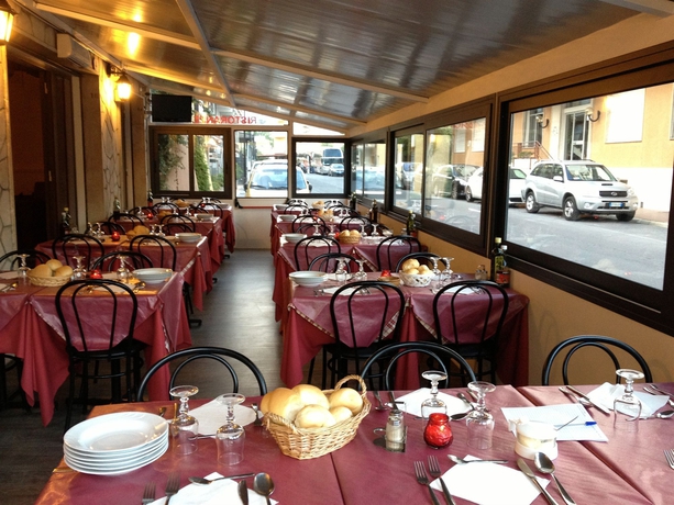 Imagen del bar/restaurante del Hotel Nettuno, Diano Marina. Foto 4