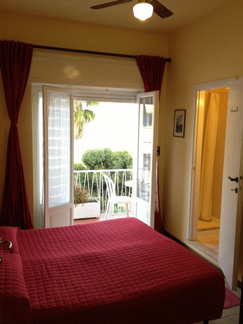 Imagen de la habitación del Hotel Nettuno, Diano Marina. Foto 13