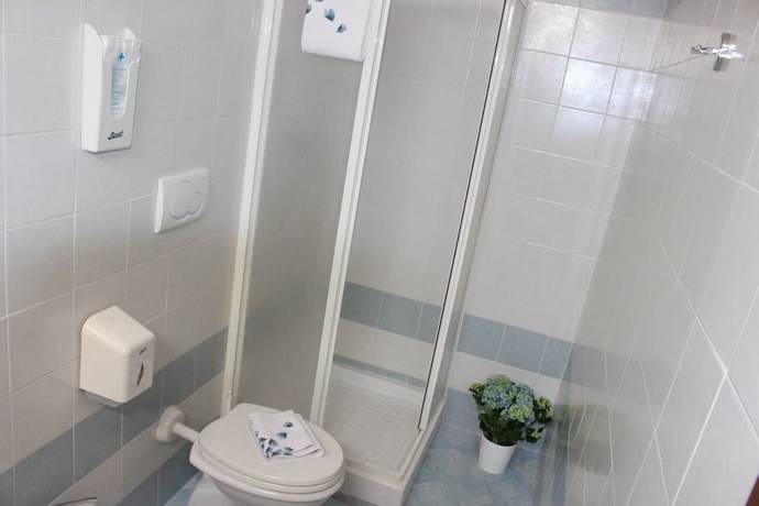 Imagen de la habitación del Hotel Nettuno, Montecatini Alto. Foto 6