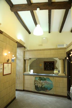 Imagen de los interiores del Hotel Nettuno, N&aacute;poles. Foto 20