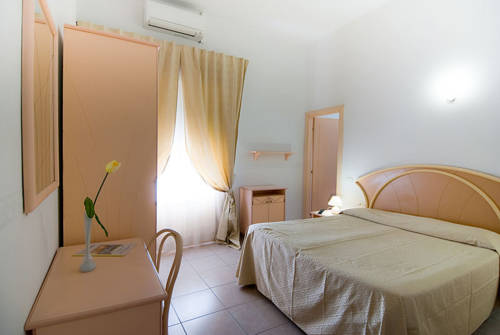 Imagen de la habitación del Hotel Nettuno, Pietrasanta. Foto 9