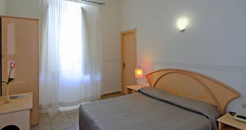 Imagen de la habitación del Hotel Nettuno, Pietrasanta. Foto 10