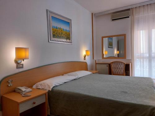 Imagen de la habitación del Hotel Nettuno, Roseto Degli Abruzzi. Foto 11