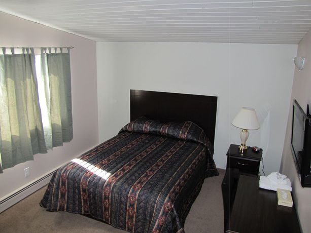 Imagen de la habitación del Hotel Nettys Nest Visitor Lodge. Foto 4