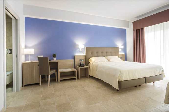 Imagen de la habitación del Hotel Netum. Foto 8
