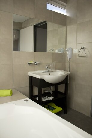 Imagen general del Hotel Neu 354. Foto 7