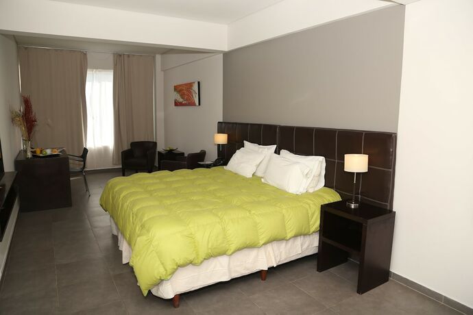 Imagen de la habitación del Hotel Neu 354. Foto 15