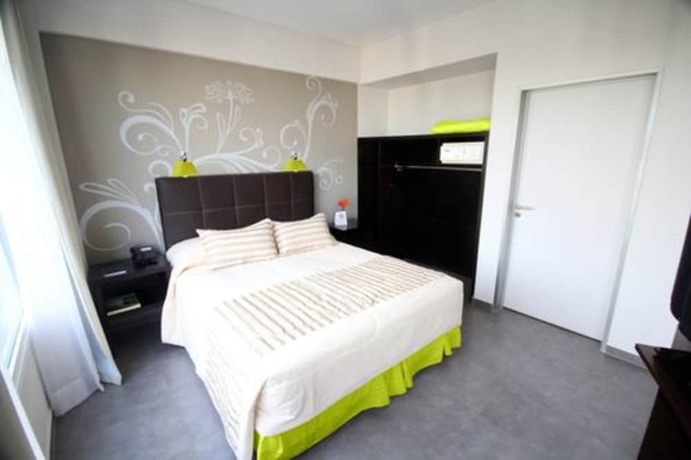 Imagen de la habitación del Hotel Neu 354. Foto 25