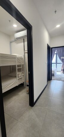 Imagen general del Hotel Neu Suites 3rdnvenue By Perfect Host. Foto 2