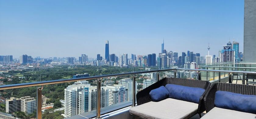 Imagen general del Hotel Neu Suites 3rdnvenue By Perfect Host. Foto 5