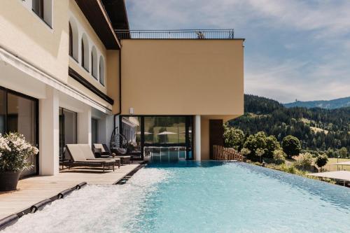 Imagen general del Hotel Neubergerhof. Foto 4