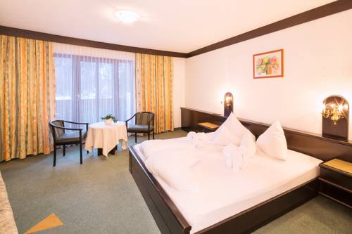 Imagen de la habitación del Hotel Neue Burg. Foto 5