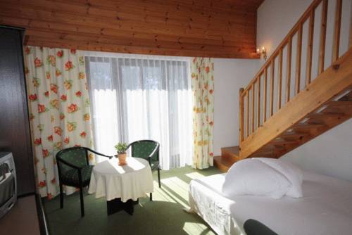 Imagen de la habitación del Hotel Neue Burg. Foto 7