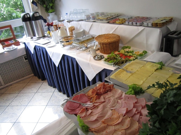 Imagen del bar/restaurante del Hotel Neue Kraeme. Foto 5