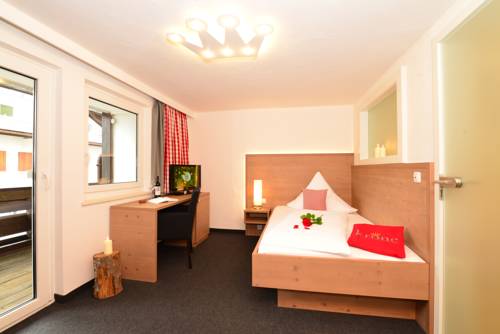 Imagen de la habitación del Hotel Neue Krone. Foto 9