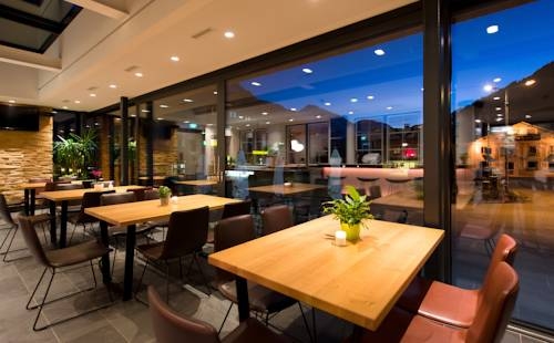 Imagen del bar/restaurante del Hotel Neue Post, Holzgau. Foto 3