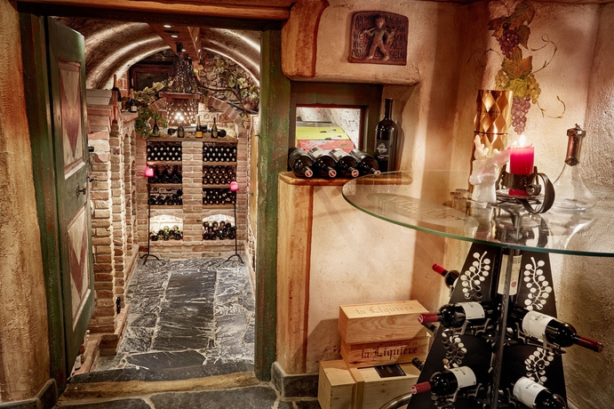 Imagen del bar/restaurante del Hotel Neue Post, MAYRHOFEN. Foto 8